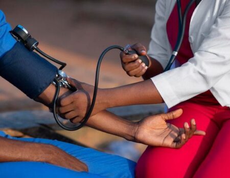 Hypertension artérielle : Le guide complet pour protéger votre cœur au Togo